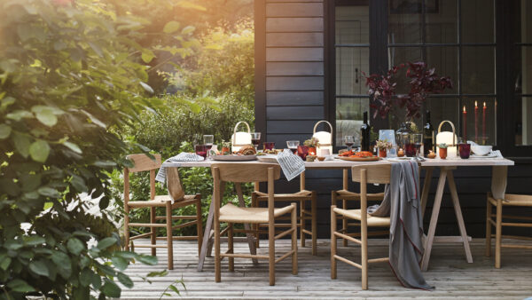 Things You Need For A Perfect Garden Dinner