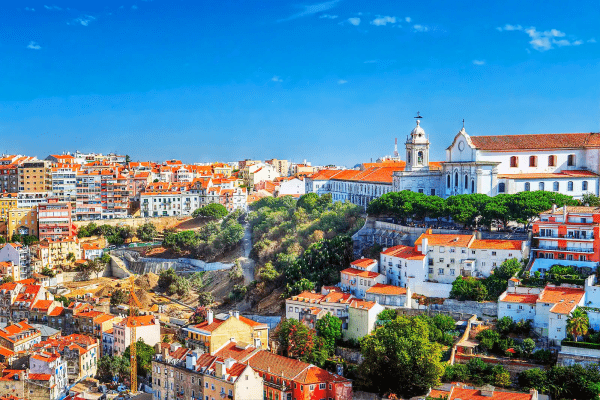 The Ultimate Guide for Travelling to Portugal as a Digital Nomad