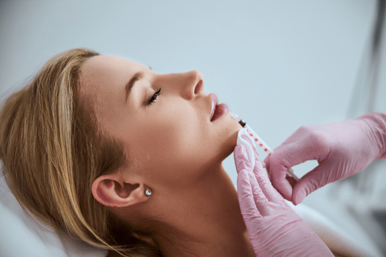 Facial fat transfer vs Dermal fillers. What is the best alternative?