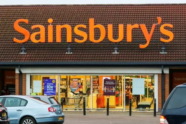 Thousands of Sainsbury’s store employees are getting closer to a settlement in the equal pay case