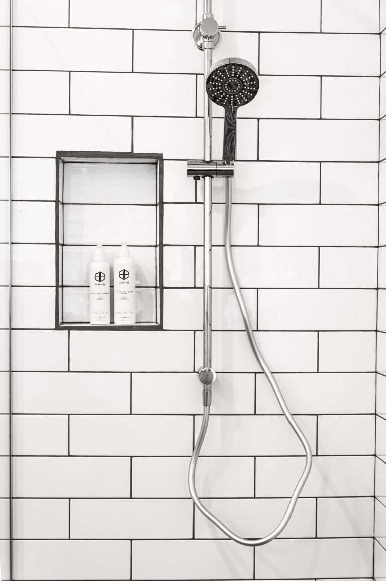 What You Need to Know About Walk-In Shower Cubicles