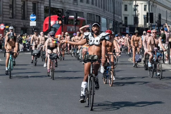 London’s Nude Cycling Event: A Freeing Commemoration of Positive Body Image