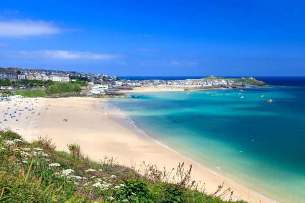 Unveiling the best coastal spots for a UK weekend break