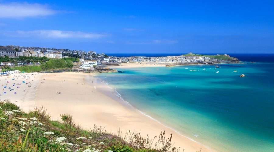 Unveiling the best coastal spots for a UK weekend break