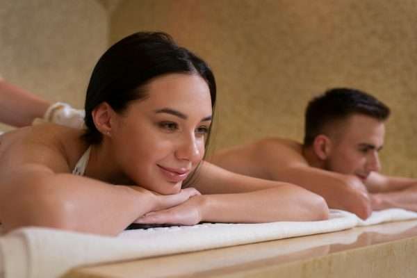 A Guide to Your First Couples Massage: What to Expect