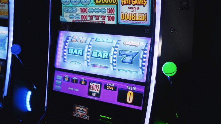 Slots Machine and what you should know about them before playing