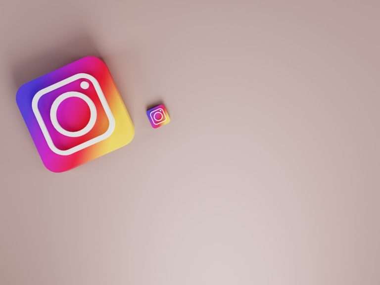 Mastering the Art of Instagram: How to Stand Out in a Saturated Market