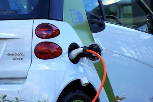 The Convenience and Practicality of Charging Your Electric Vehicle at Home