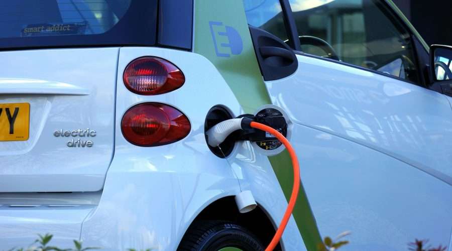 The Convenience and Practicality of Charging Your Electric Vehicle at Home