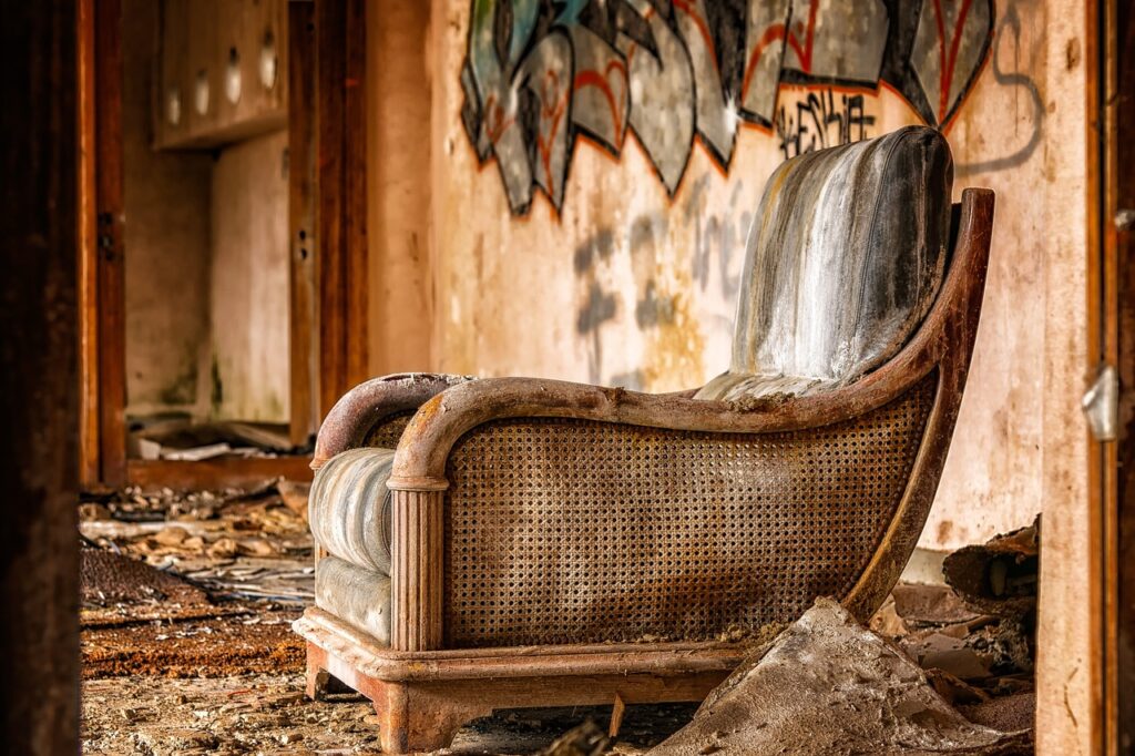 an accent chair in a old house