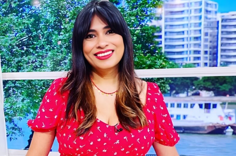 Nisha Katona with red top