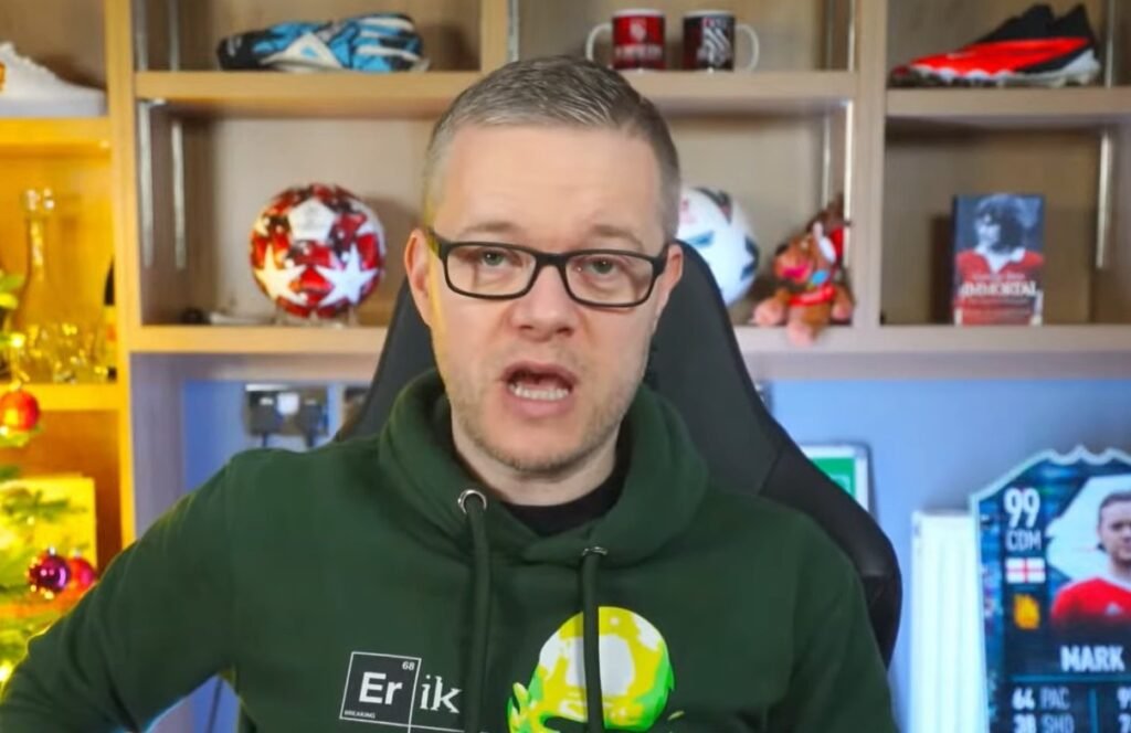 Football commenator Mark Goldbridge